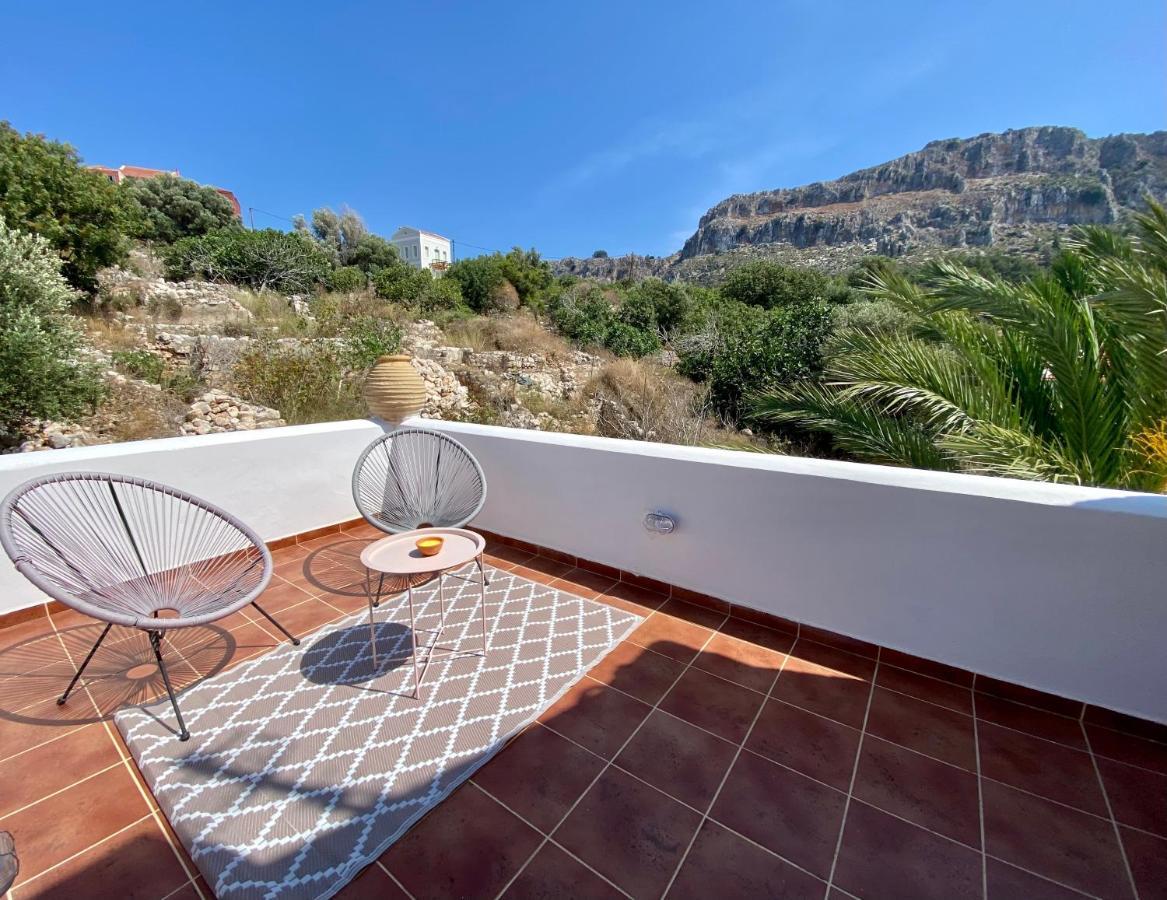 Ferienwohnung To Petrino Meyísti Exterior foto